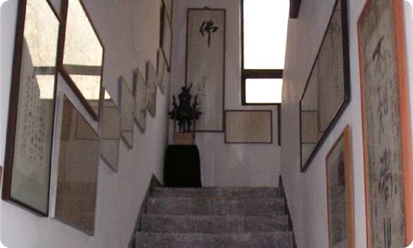 2층 계단 2nd floor stairs